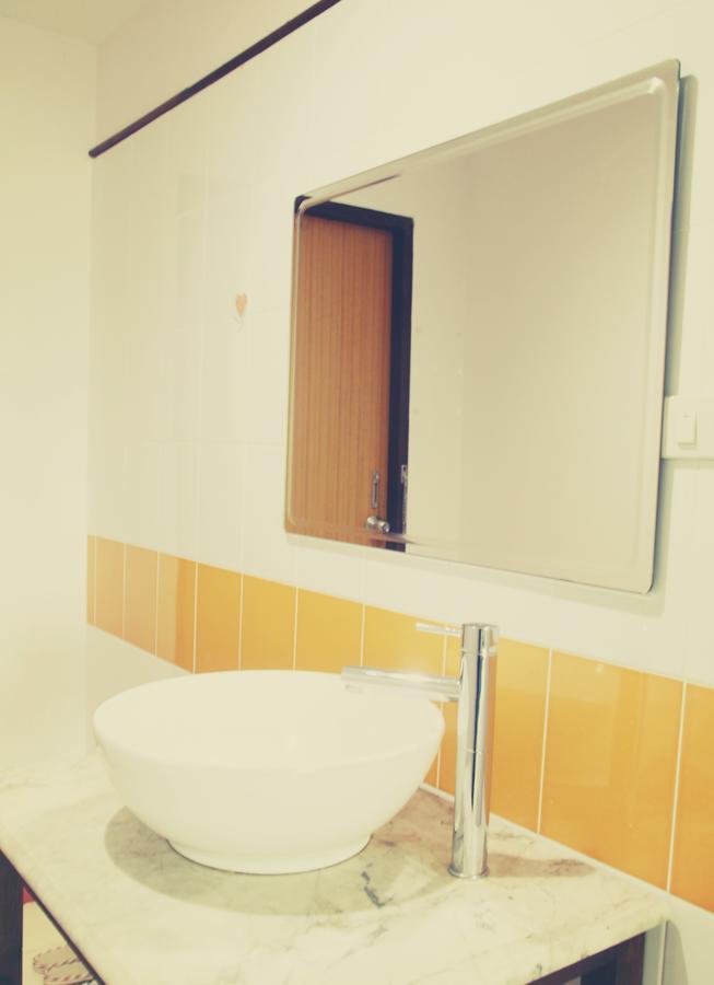 Rada Arak 79/4 Hostel Чиангмай Экстерьер фото